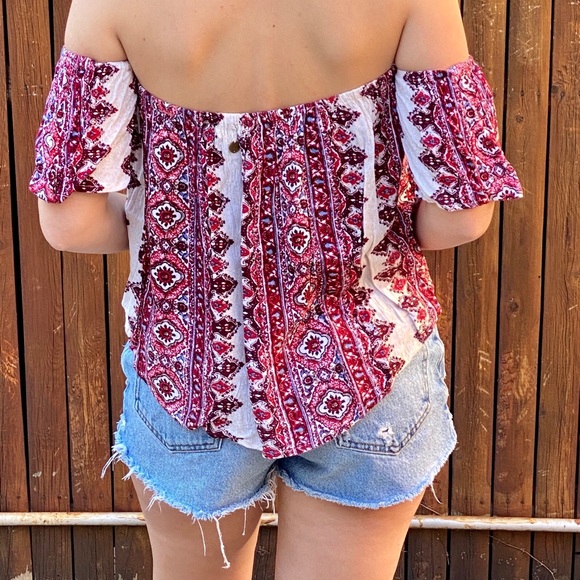 Billabong Off The Shoulder Top - Picture 2 of 4